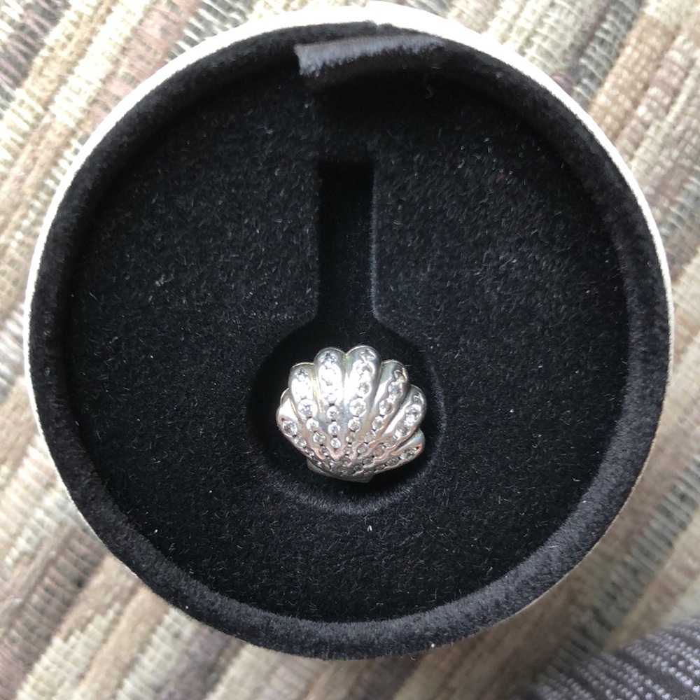 Shell Pandora Charm
